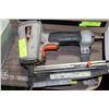Image 1 : PASLODE 16 GAUGE FINISH NAILER