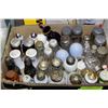 Image 1 : BOX OF COLLECTIBLE SALT & PEPPER SHAKERS