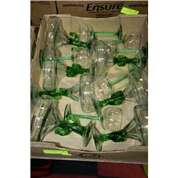FLAT OF MARGARITA GLASSES WITH CACTUS STEMS & 6