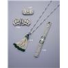 Image 1 : A PAIR OF ART DECO DIAMOND CLIPS CA 1935, Each collet set with a brilliant-cut diamond centre to ...
