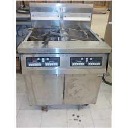 FRYMASTER TWIN DBL BASKET DEEP FRYER WITH GREASE CATCH
