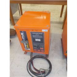C&D FERO FIVE BATTERY CHARGER Md FR12CE550MCSA