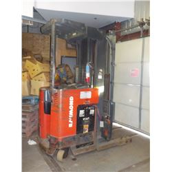RAYMOND REACH IN/OUT FORKLIFT STAND UP, 36VOLT BATTERY