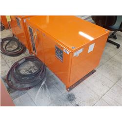 C&D FERRO 5 INDUSTRIAL BATTERY CHARGER, MdFR18L750, 36 VOLT