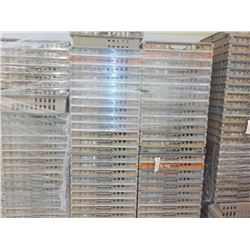 PL BREAD CRATES, 100 COUNT +/-