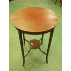 Edwardian mahogany table with shaped under tier, some string inlay…