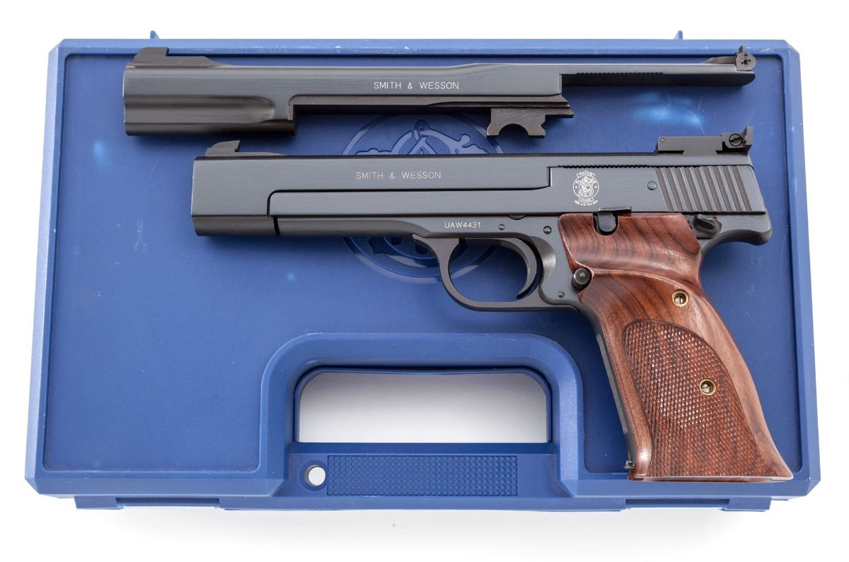 S&W Model 41 Semi-Automatic Target Pistol