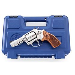 S&W Model 60-15 Pro-Series DA Revolver