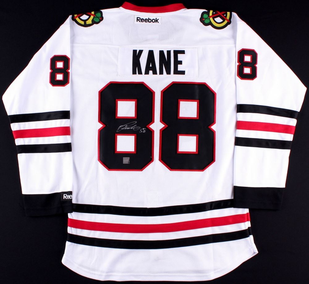 patrick kane autographed jersey