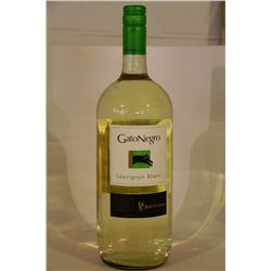 1.5L BOTTLE OF GATO NEGRO SAUVIGNON BLANC