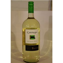 1.5L BOTTLE OF GATO NEGRO SAUVIGNON BLANC