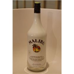 1.14L BOTTLE OF CARIBBEAN RUM WITH COCONUT LIQUOR