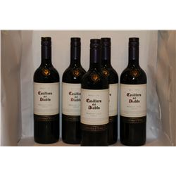 5 BOTTLES OF CASILLERO DEL DIABLO MERLOT