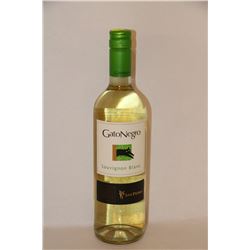 5 BOTTLES OF GATONEGRO SAUVIGNON BLANC WHITE WINE