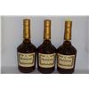 Image 1 : 3 BOTTLES OF HENNESSY VERY SPECIAL COGNAC