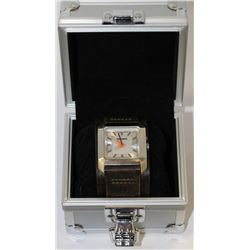 NIXON WATCH WITH LEATHER BAND