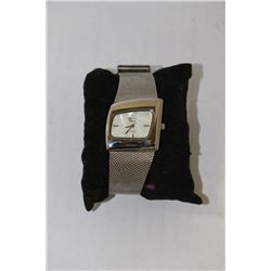 SILVER FIFTH AVENUE WATCH