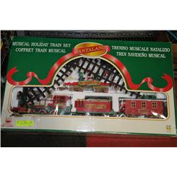 SANTALAND CHRISTMAS TRAIN SET