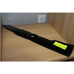 LAWNMOWER BLADE
