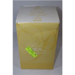 AVON COLLECTIBLE LADY FIGURINE