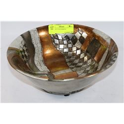 ABSTRACT CENTERPIECE