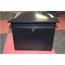 CITY MAILBOX WITH KEY