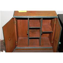 JEWELLERY DISPLAY WITH CONTENTS