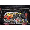Image 1 : LARGE BIN OF ASSORTED TOOLS INCLUDING SMALL