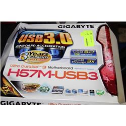 BOX OF WINDOWS PROGRAMS ETC.