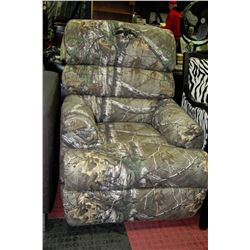 NEW DUCK COMMANDER CAMOFLAUGE ROCKING/RECLINING