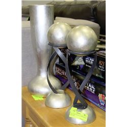 PAIR OF SILVER BALL HOME DECOR WITH VASE