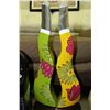 Image 1 : SET OF 2 DECORATIVE GREEN/YELLOW TALL