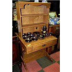 VINTAGE SOLID WOOD DESK