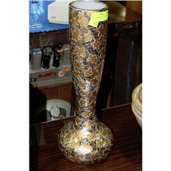 CONTEMPORARY DESIGN VASE