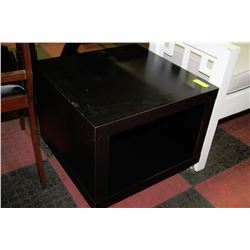 BLACK SHOWHOME END TABLE ON WHEELS