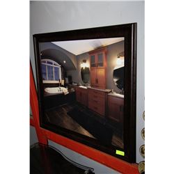 SHOWHOME FRAMED BATHROOM PICTURE