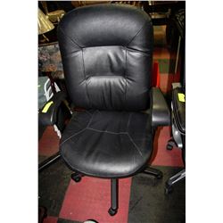 BLACK LEATHERETTE OFFICE CHAIR