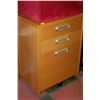 Image 1 : MAPLE TONE 3 DRAWER FILER WITH 4 ASST. CABINETS