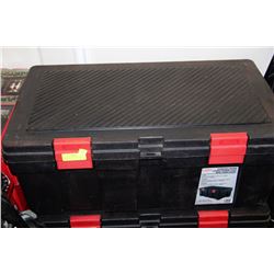 118 LITRE LOCKABLE/STACKABLE STORAGE LOCKER