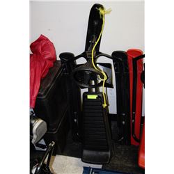 CHILDREN'S NOMA BLACK SUPER GT SNOW RACER