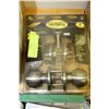 Image 1 : DEADBOLT AND HANDLE SET
