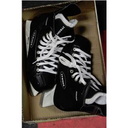SIZE 7.5 FLYWEIGHT ITECH BOYS SKATES