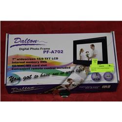 DALTON 7"  WIDE SCREEN DIGITAL PHOTO FRAME