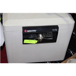 SENTRY 1170 FIREPROOF SAFE W/ 2 KEYS
