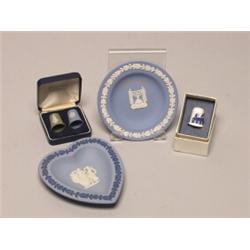 A Fine Estate Lot - Wedgewood & Coalport