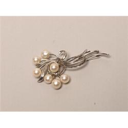 Cultured Pearl & Sterling Brooch