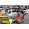 Image 2 : 48'' GLASS TOP W/ ROTATING FROSTED CENTRE PIECE CONFERENCE TABLE