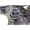 Image 2 : BLACK LEATHER CAPRIS MID BACK EXECUTIVE CHAIR