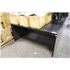 Image 2 : BLACK 5' DESK SHELL