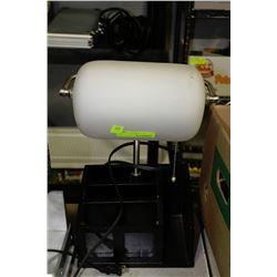 DESK LAMP WITH STORAGE
